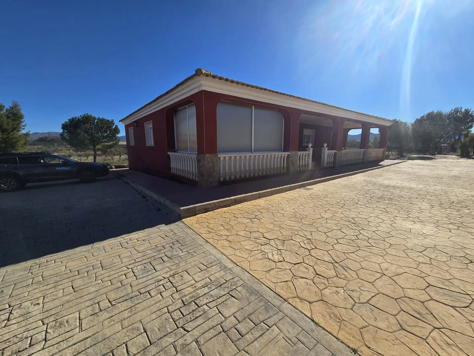 Detached Villa Of 325 M² In Sax, Spain