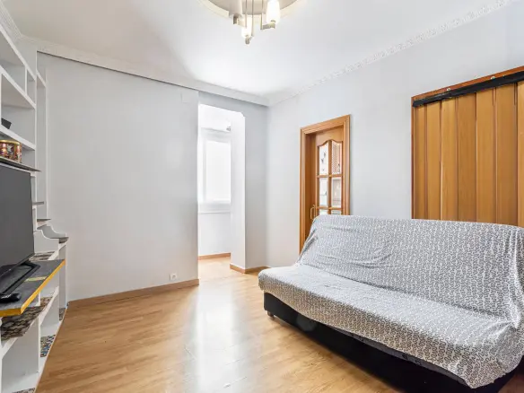 1-bedroom Penthouse In Valencia (60 M²)