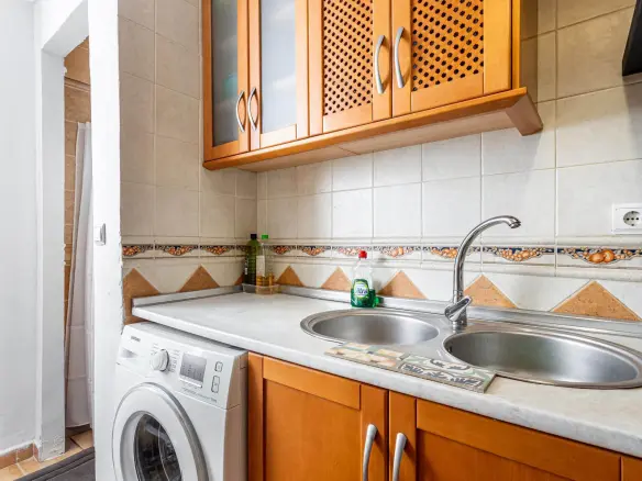 1-bedroom Penthouse In Valencia (60 M²)