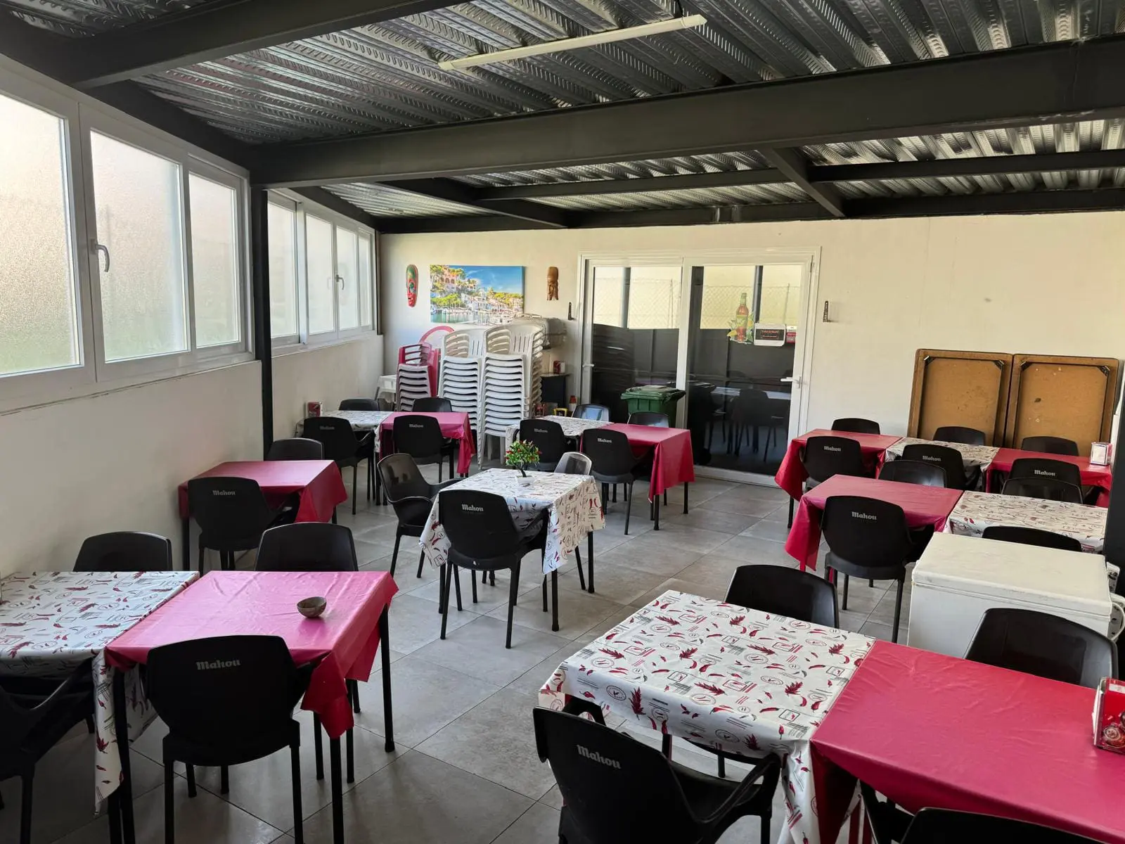 Commercial Of 205 M² In Binissalem, Spain