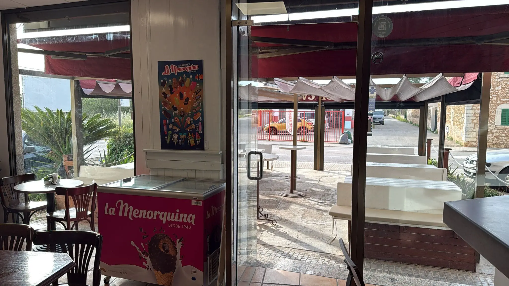 Commercial Of 88 M² In Binissalem, Spain