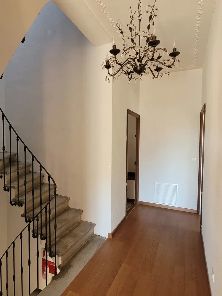 House Of 130 M² In Capestang, France
