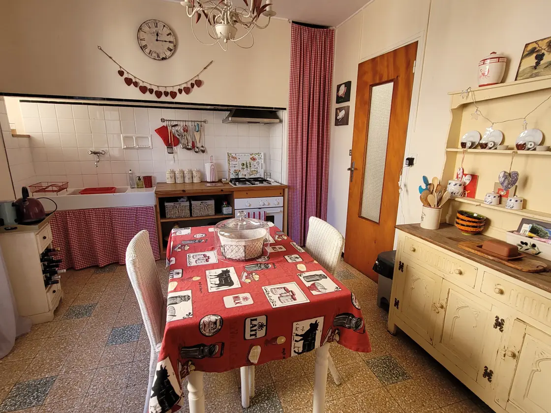 House Of 165 M² In Laurens, France