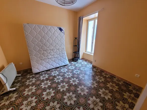 1-bedroom House In Autignac, France (45 M²)