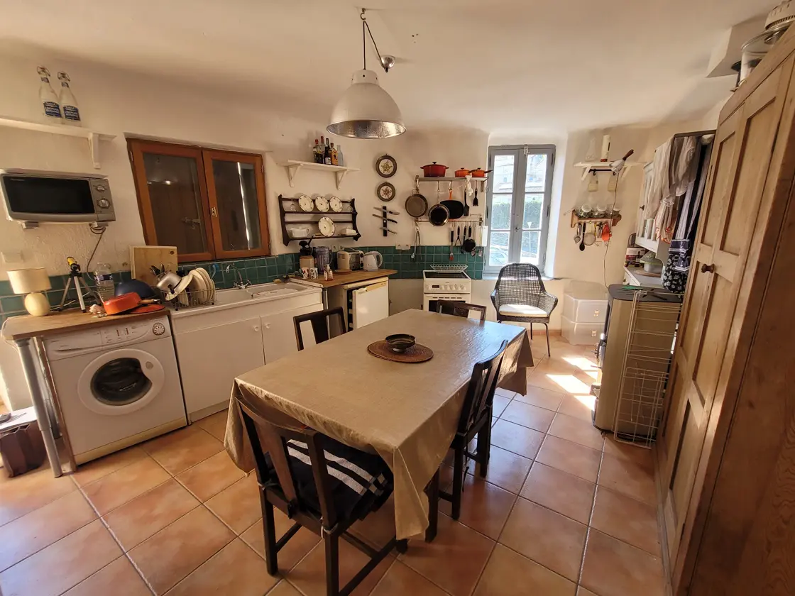 House Of 90 M² In Cessenon Sur Orb, France