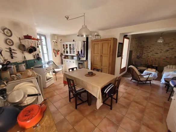 3-bedroom House In Cessenon Sur Orb, France (90 M²)