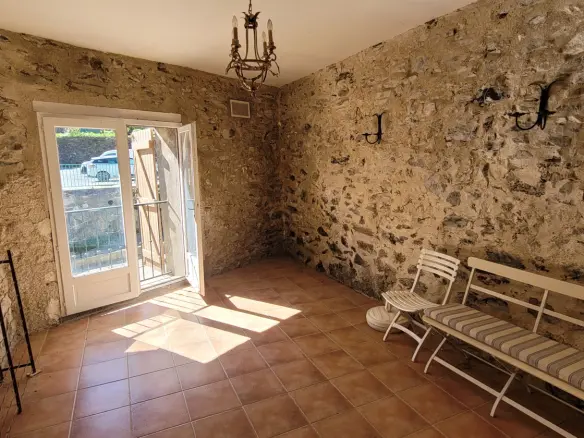 3-bedroom House In Cessenon Sur Orb, France (90 M²)