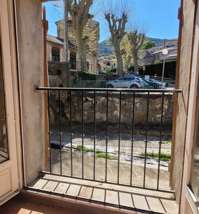 3-bedroom House In Cessenon Sur Orb, France (90 M²)