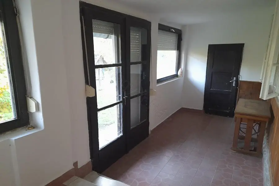 House Of 100 M² With Garden In Csokonyavisonta