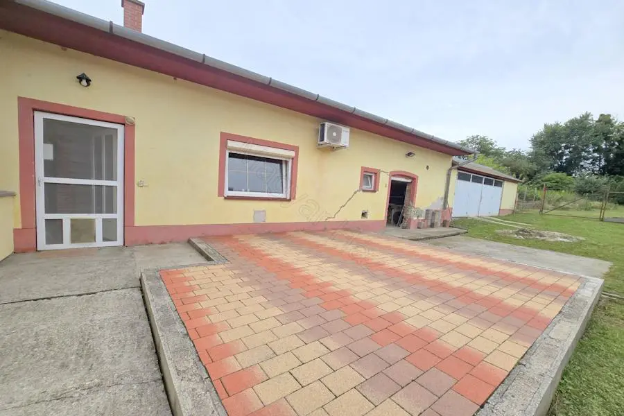 House Of 100 M² With Garden In Pusztaszentlászló, Zala