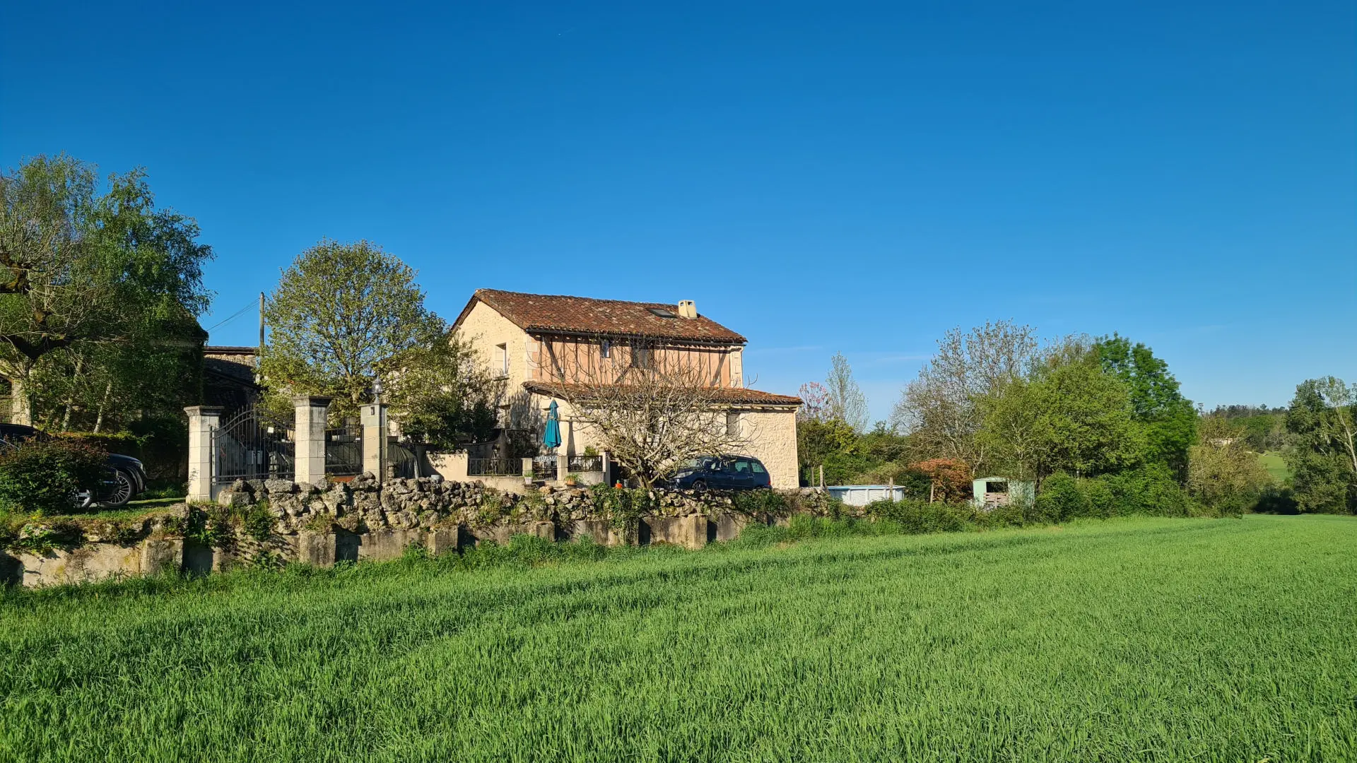 Country House Of 220 M² With Separate Guest Accommodation In Ribérac
