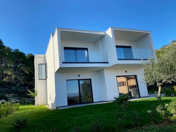 House Of 169 M² With Modern Features In Pašman Island