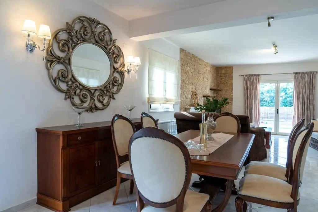 Villa Of 287 M² In Crete