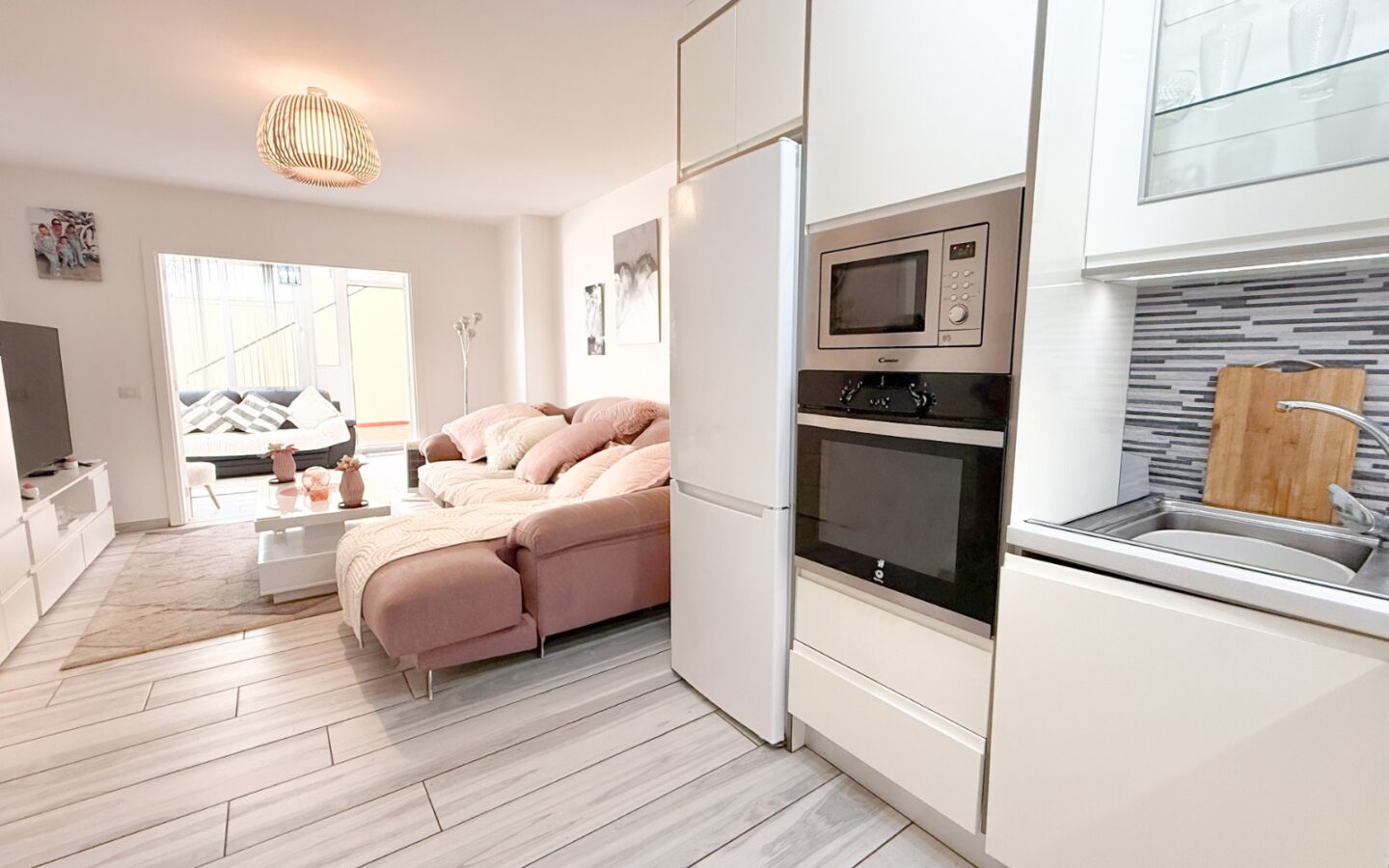 Two Bedroom Apartment In Los Cristianos, Tenerife