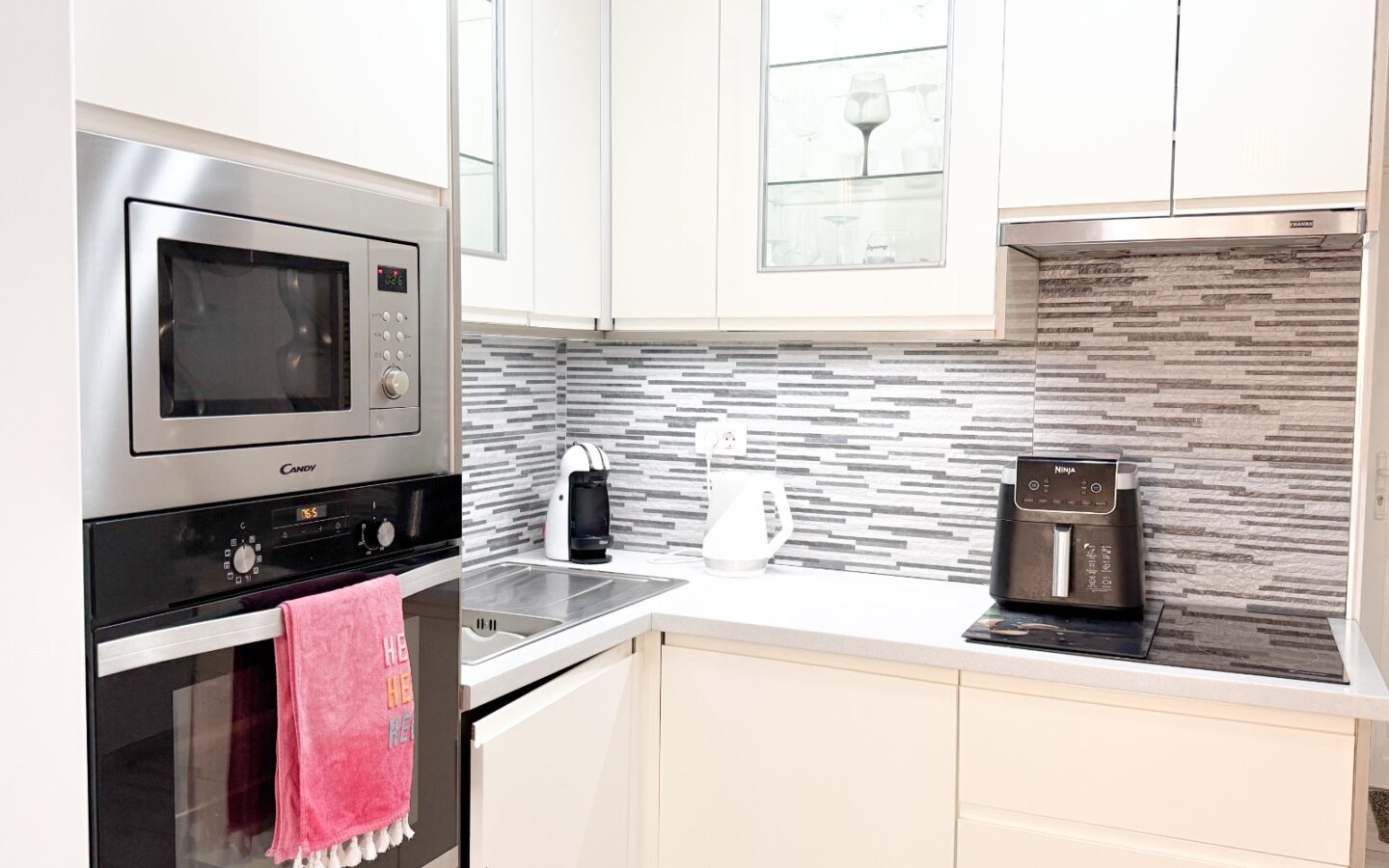 Two Bedroom Apartment In Los Cristianos, Tenerife