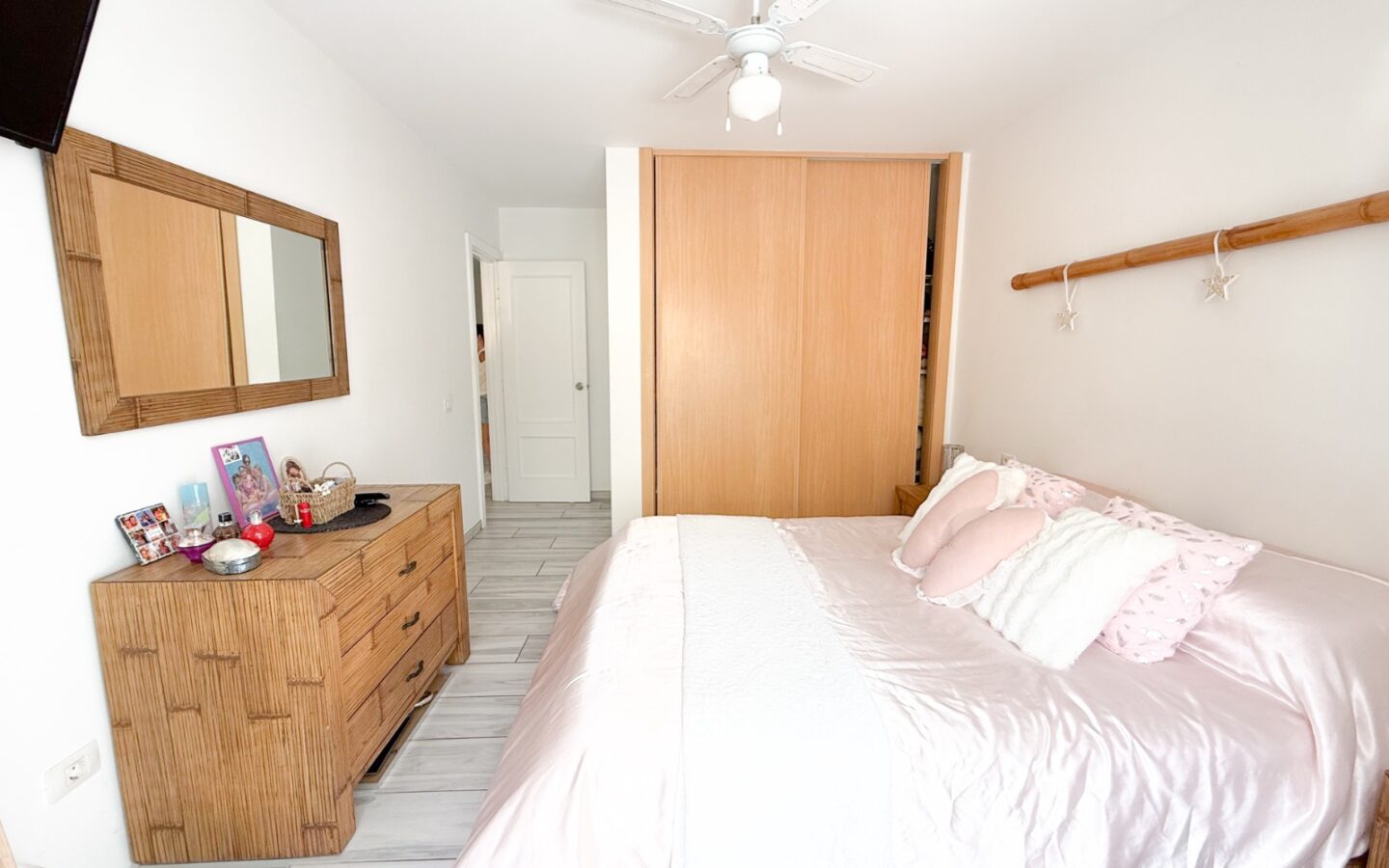 Two Bedroom Apartment In Los Cristianos, Tenerife