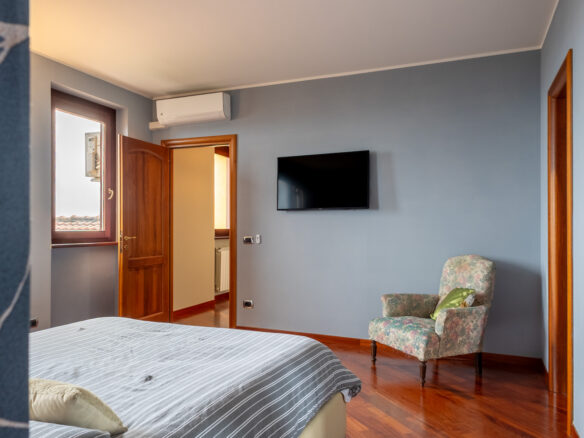 Semi-detached Villa Of 400 M² In Soriano Nel Cimino
