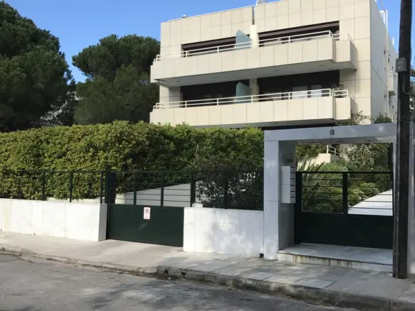 4-bedroom Duplex In Kifissia, Greece (305 M²)