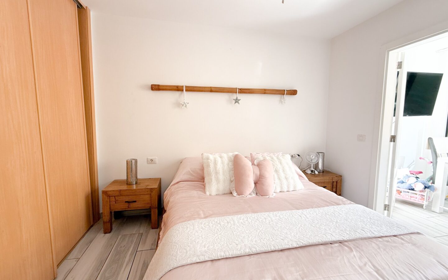 Two Bedroom Apartment In Los Cristianos, Tenerife