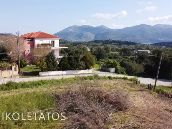 Land Of 2253 M² In Greece