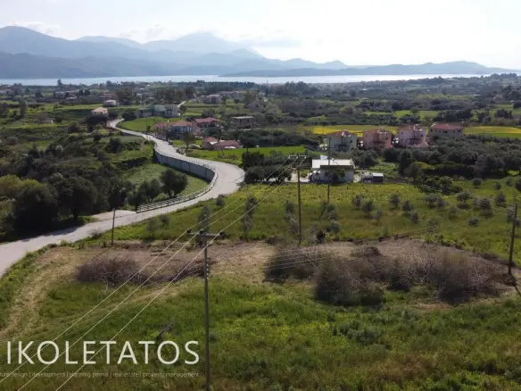 Land Of 2253 M² In Greece