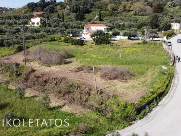 Land Of 2253 M² In Greece