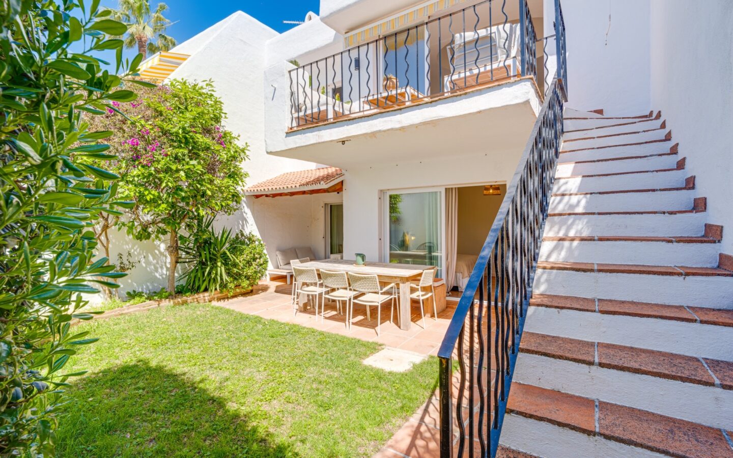 Beautiful, South East Facing, Three Bedroom Townhouse In Cabopino.touristic License !