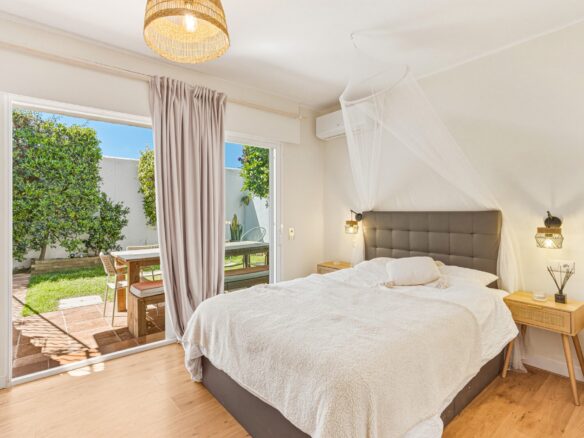 Beautiful, South East Facing, Three Bedroom Townhouse In Cabopino.touristic License !
