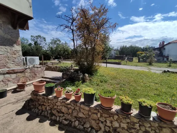 4-bedroom Villa In Mikra, Greece (285 M²)