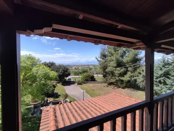 4-bedroom Villa In Mikra, Greece (285 M²)