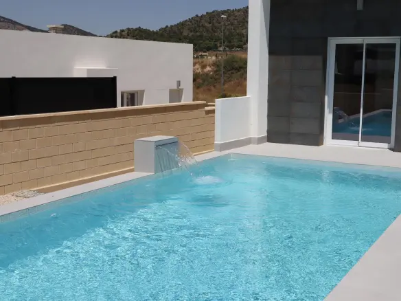 3-bedroom Villa In Aspe Pedanias, Spain (154 M²)