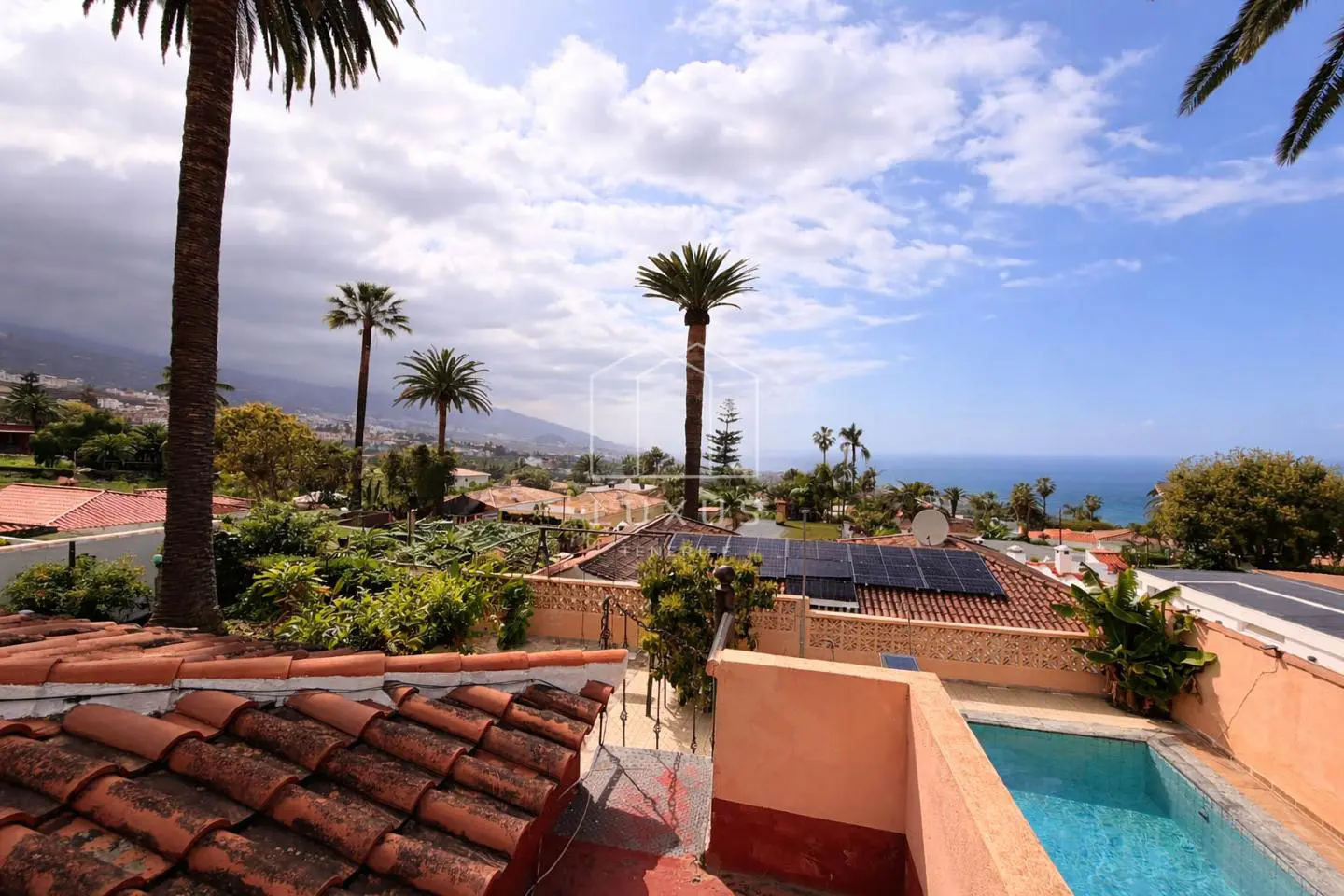 Villa Of 295 M² In La Orotava, Spain