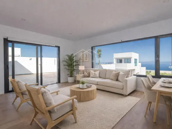 3-bedroom Villa In El Sauzal, Spain (195 M²)