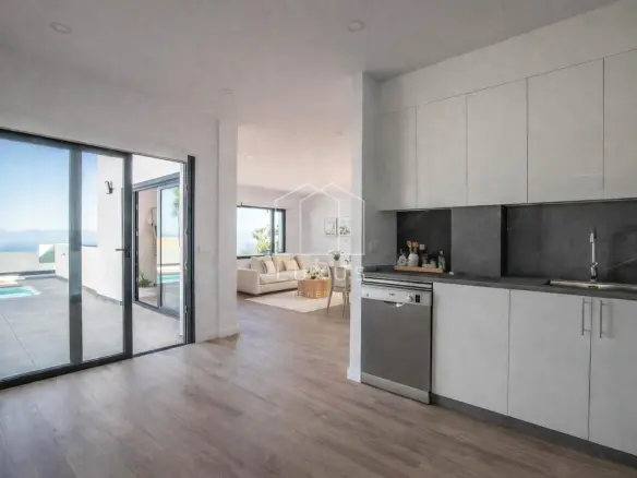 3-bedroom Villa In El Sauzal, Spain (195 M²)