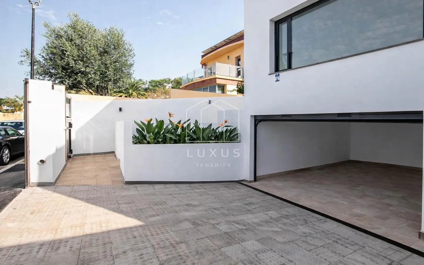 3-bedroom Villa In El Sauzal, Spain (195 M²)
