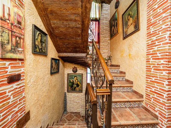 7-bedroom House In Daya Nueva, Spain (293 M²)