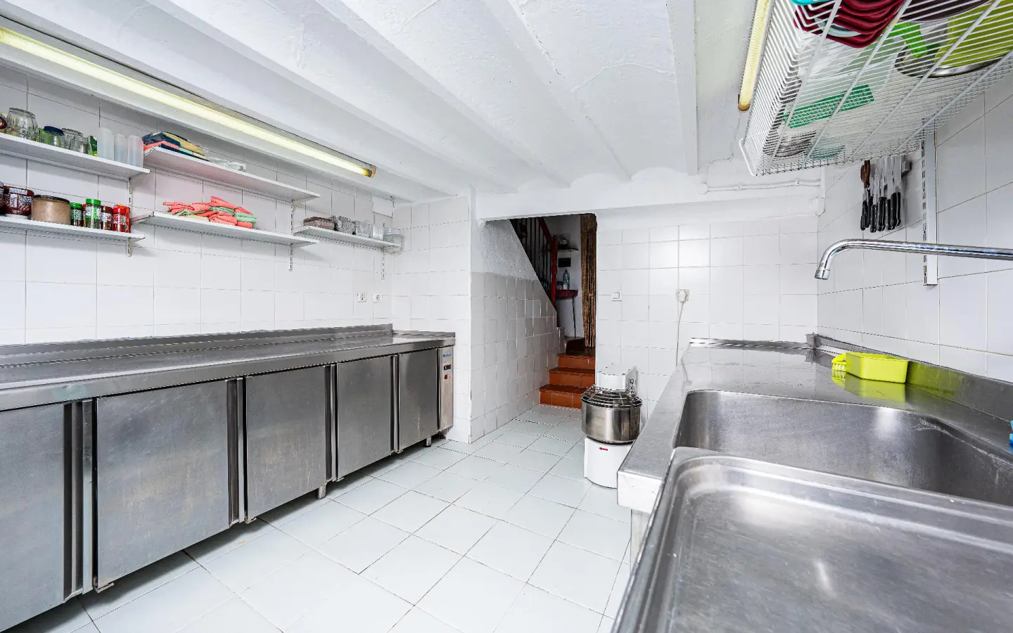2-bedroom Commercial Unit In Villajoyosa, Spain (75 M²)