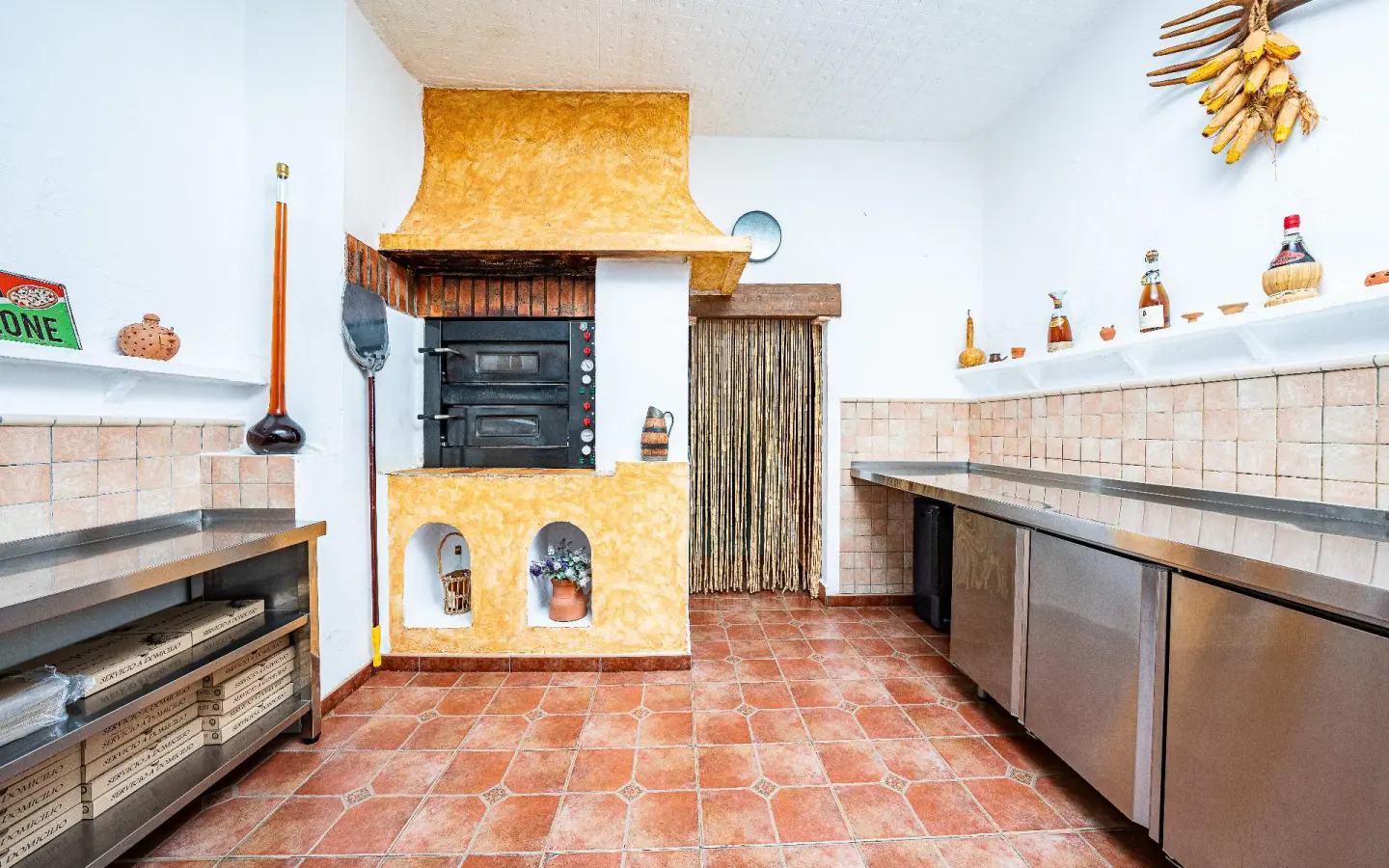 2-bedroom Commercial Unit In Villajoyosa, Spain (75 M²)