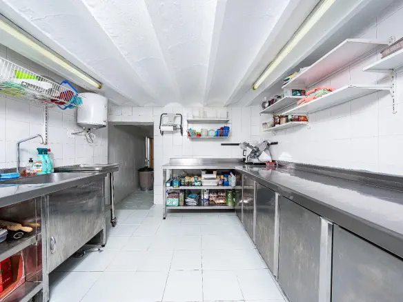 2-bedroom Commercial Unit In Villajoyosa, Spain (75 M²)