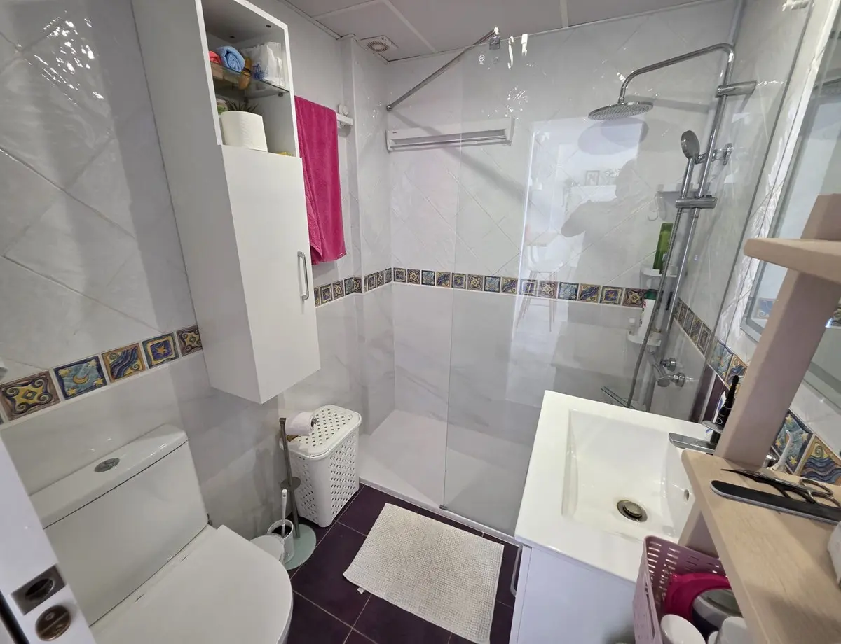 Middle Floor Apartment With 2 Bedrooms In San Luis De Sabinillas