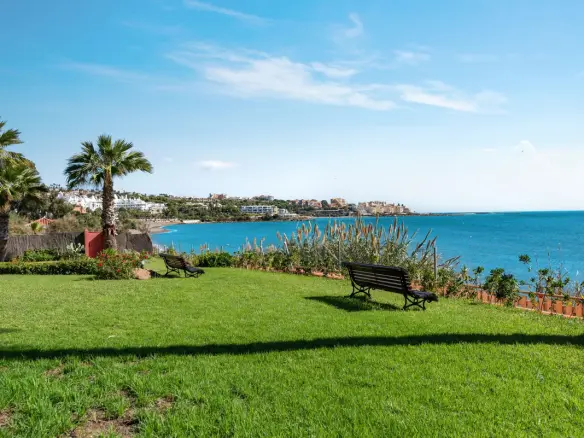 Townhouse With 3 Bedrooms In Estepona, Spain