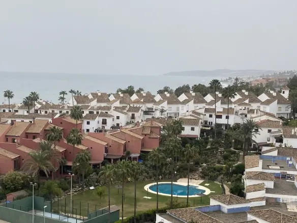 Townhouse With 3 Bedrooms In Estepona, Spain