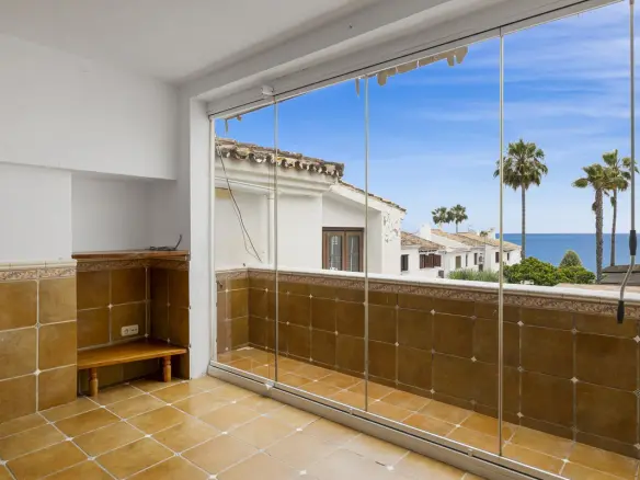 Townhouse With 3 Bedrooms In Estepona, Spain