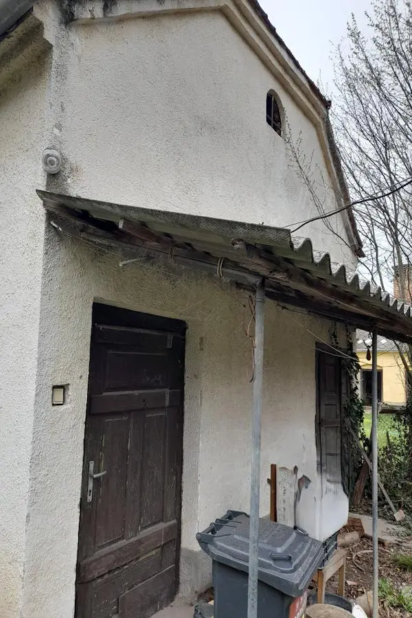 House Of 0 M² With Garden In Csokonyavisonta