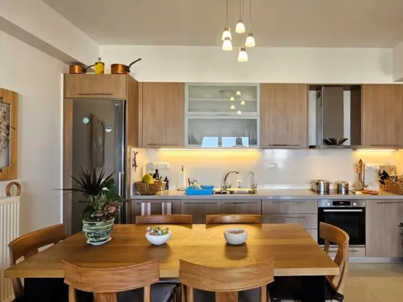 2-bedroom Flat In Gazi, Greece (85 M²)