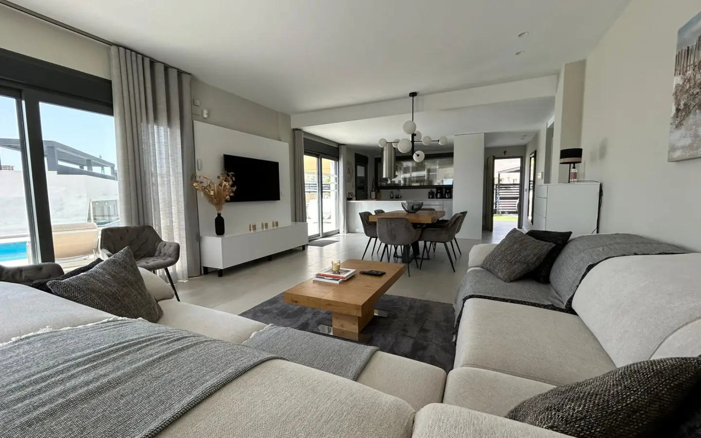 Villa Of 398 M² In Finestrat, Spain