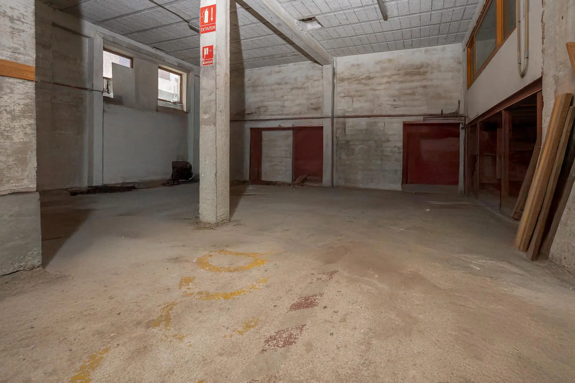 Building 793 M² In Pego, Spain