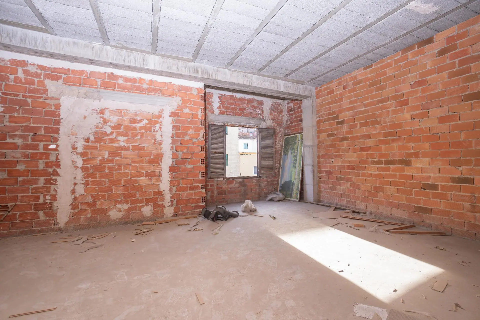 Building 793 M² In Pego, Spain