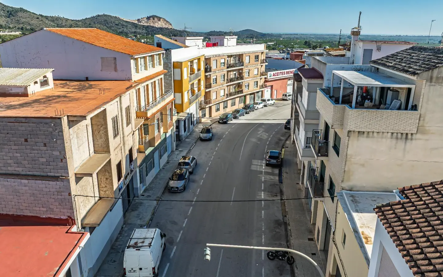 Building In Pego, Spain (793 M²)