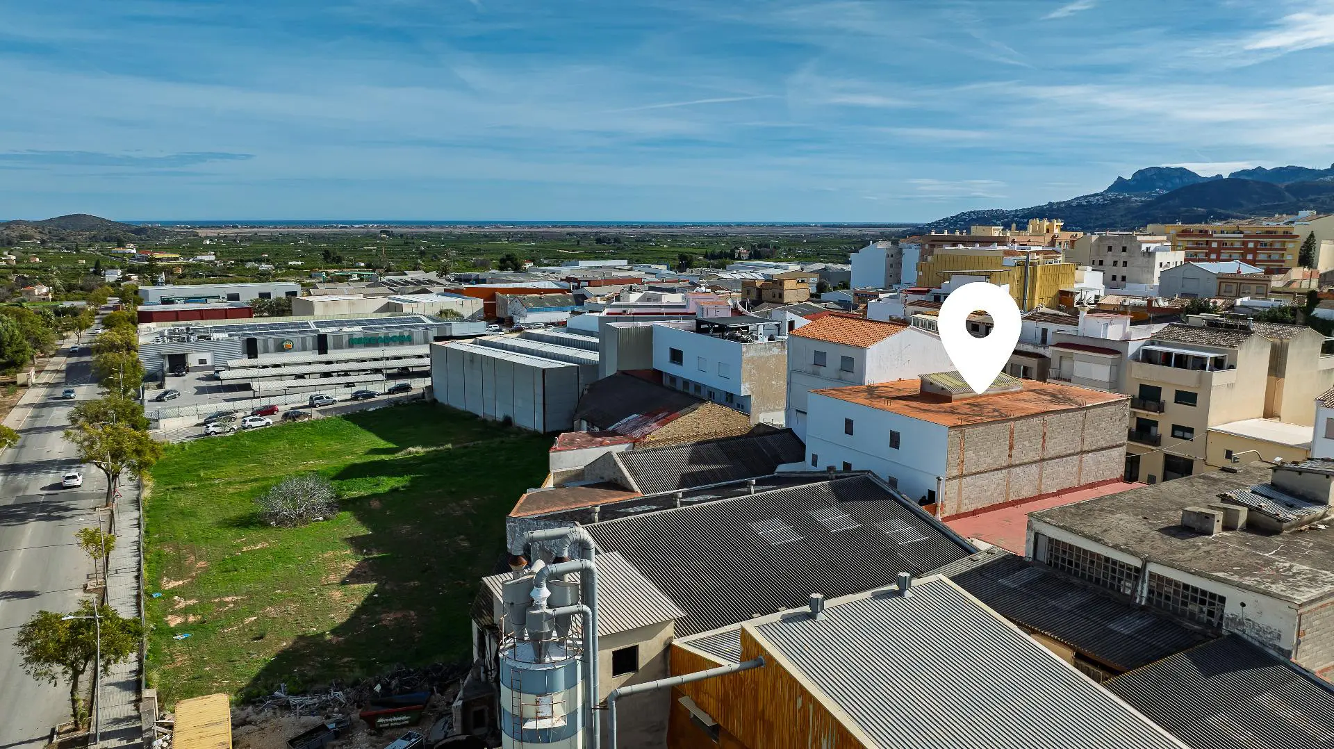 Building 793 M² In Pego, Spain